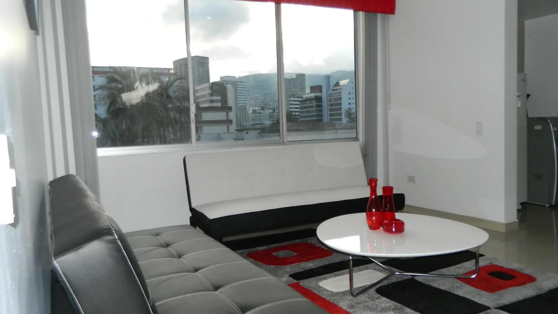 Itsahome Apartments - Torre Van Gogh كويتو